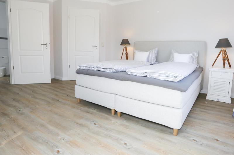 Hotel & Ferienunterkuenfte Hus Seeblick Fehmarn Extérieur photo
